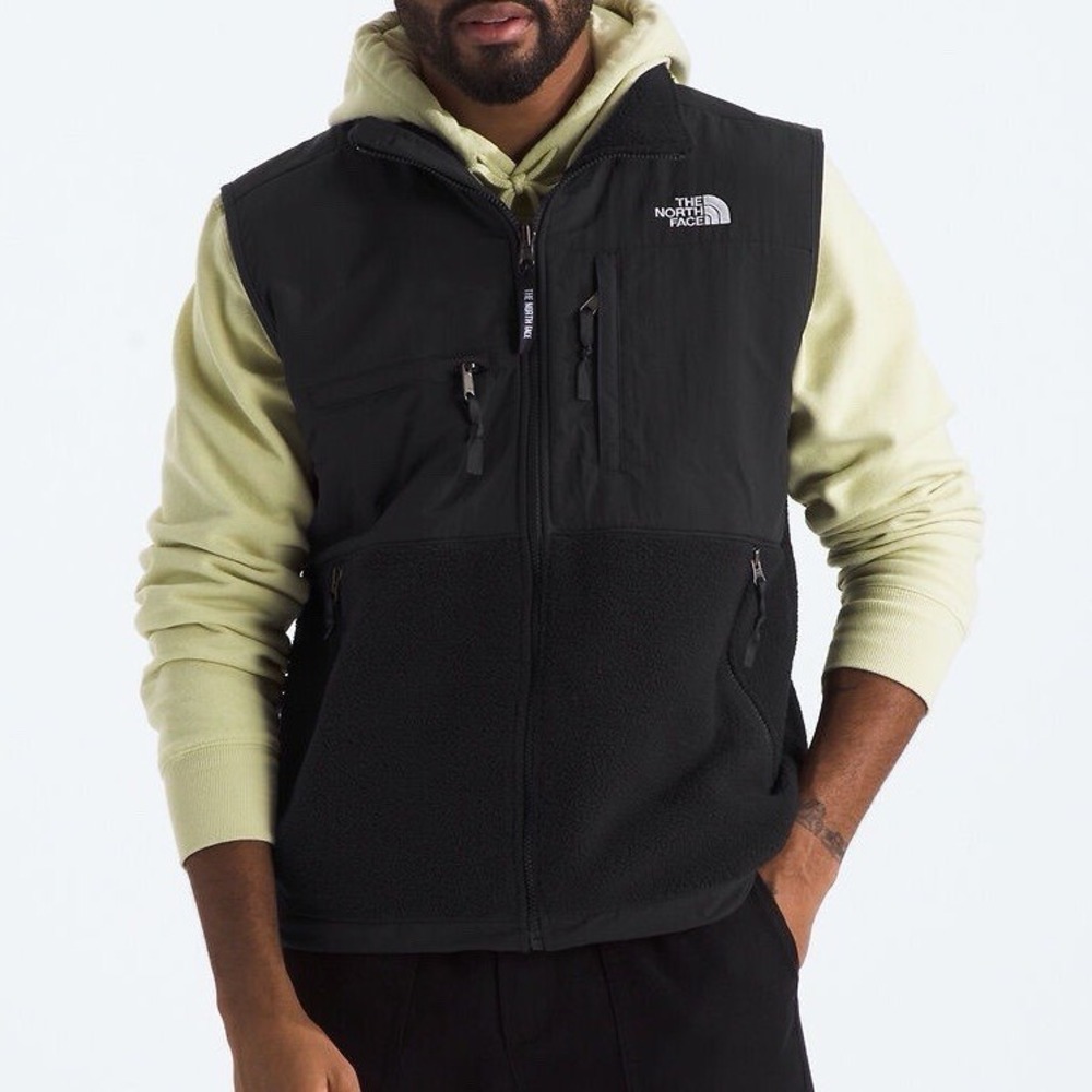 The North Face Men's Retro Denali Vest Black Fleece Full Zip NWT Small $150 MSRP